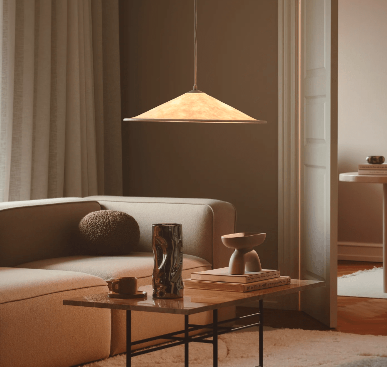 Beżowa lampa Hill 55 wykonana z włókien Tyvek