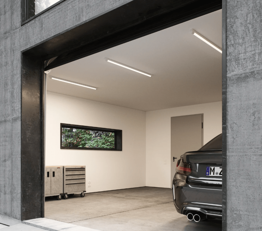 Lampa LED Arlington 120 cm o strumieniu świetlnym 1900 lm i barwie 4000K