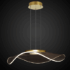 Złota lampa Velo No. 1 od Altavola Design