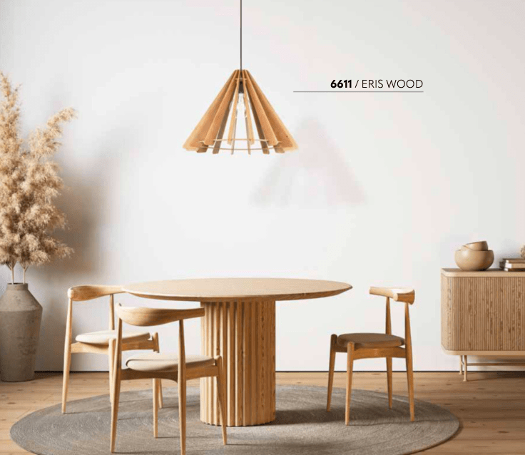 Wisząca lampa Eris Wood L w stylu boho z drewnianym, stożkowym kloszem