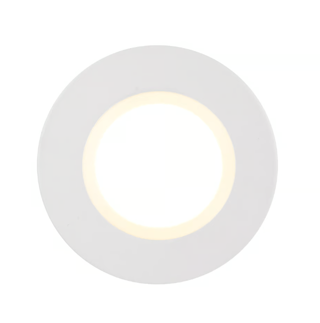 Nowoczesne, płaskie oczko LED Siege o barwie 3000K, strumieniu 345 lm i klasie szczelności IP65