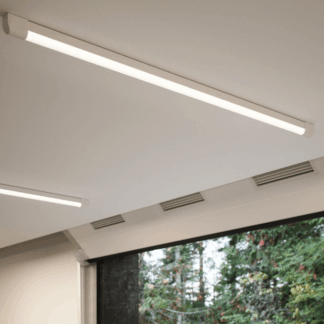 Lampa LED Arlington o długości 60 cm, strumieniu świetlnym 1000 lm i barwie światła 4000K