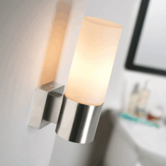 Srebrna tuba kinkietu łazienkowego Tangens Single o klasie szczelności IP44