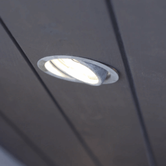 Oczko sufitowe zewnętrzne Tip srebrne do podbitki dachowej IP65, wpuszczana oprawa sufitowa wodoodporna, oświetlenie LED pod daszek i okap.