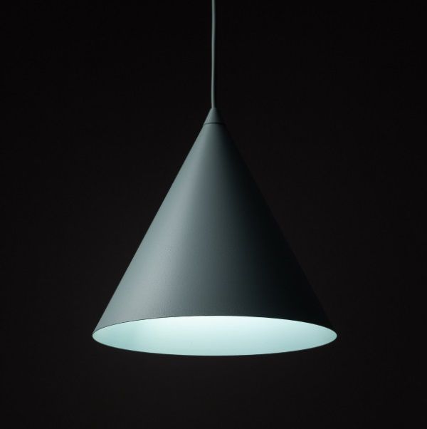 Wisząca lampa Cono TK w delikatnym, miętowym odcieniu