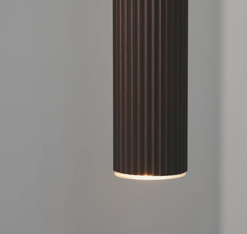 Brązowa, wisząca lampa Vico o karbowanej tubie od Nordlux