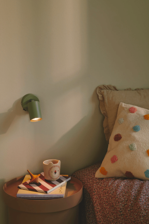 Minimalistyczny zielony kinkiecik Explore