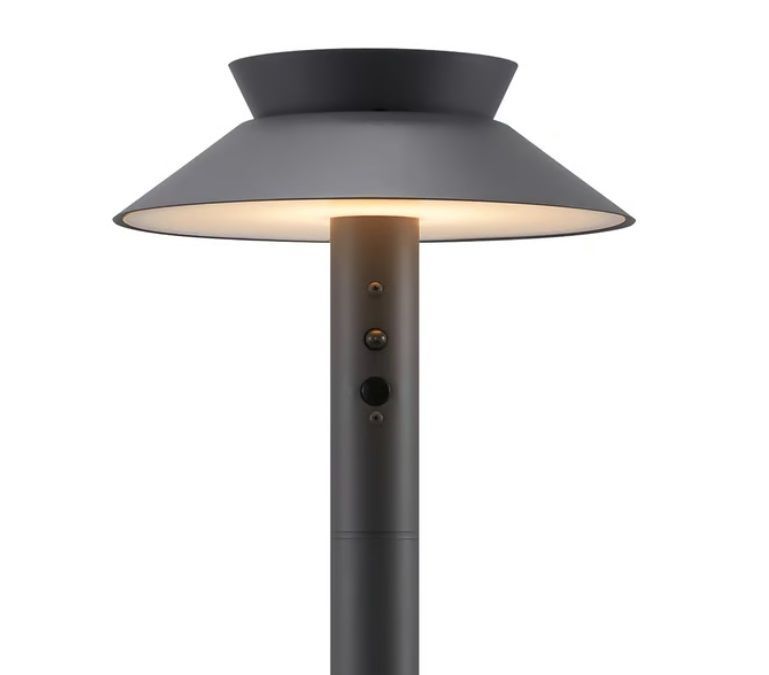 Ogrodowa lampa stojąca Justina od Nordlux to solarne oświetlenie reagujące na ruch.