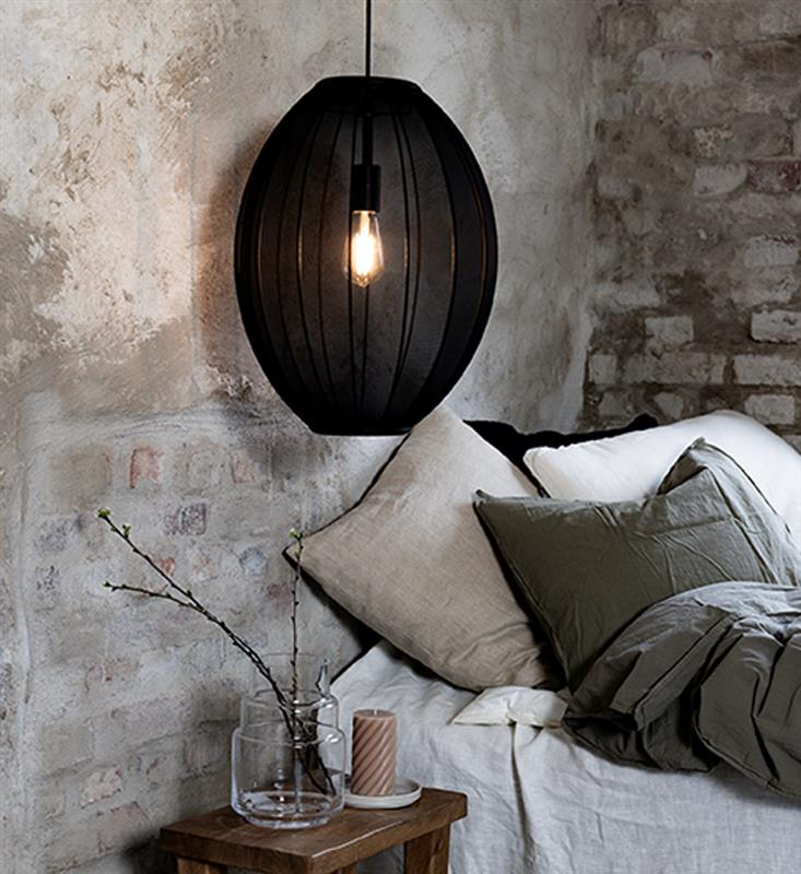 Wisząca lampa Florence 40 z czarnej siatki idealna do sypialni