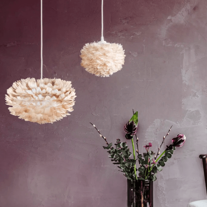 Beżowa lampa Eos XS Micro do postawienia na stole lub zawieszenia