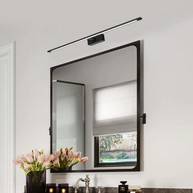 Czarny kinkiet Isla XXL IP44, idealny nad okrągłe lustro