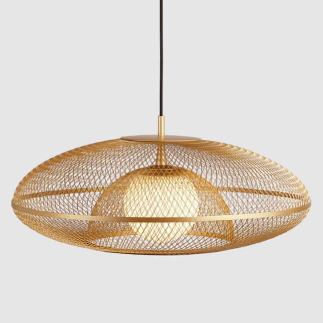 Stylowa wisząca lampa Faraday 60 UMAGE w odcieniu złota z mosiądzowaną siatką
