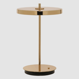 Przenośna lampa stołowa Asteria Move V2 w złotym kolorze, ładowana przez USB