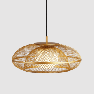 Stylowa złota lampa wisząca Faraday 45 UMAGE z drucianą konstrukcją i białą kulą