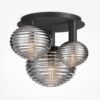 czarna-sufitowa-lampa-reels-z-trzema-szarymi-ryflowanymi-kloszami