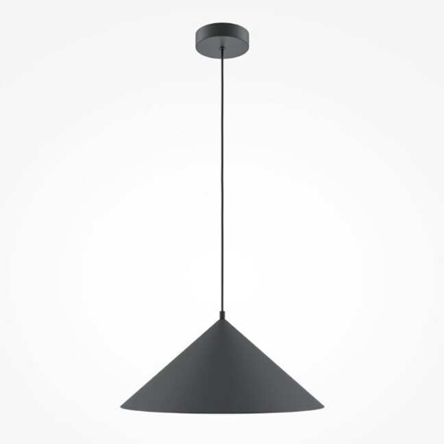 czarna-wiszaca-lampa-stozkowa-w-stylu-japandi-basic-colors