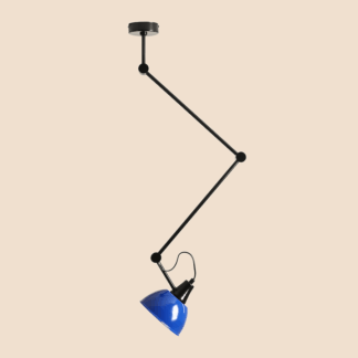 czarny-skandynawski-kinkiet-aida-z-niebieskim-kloszem-na-wysiegniku