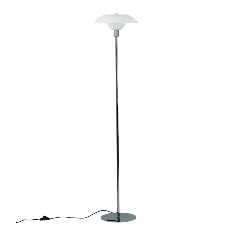 Duńska lampa podłogowa Bergen z srebrną podstawą i szklanym kloszem