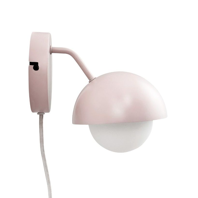 Dziecięcy kinkiet Rose w różowym kolorze z kloszem w kształcie kuli