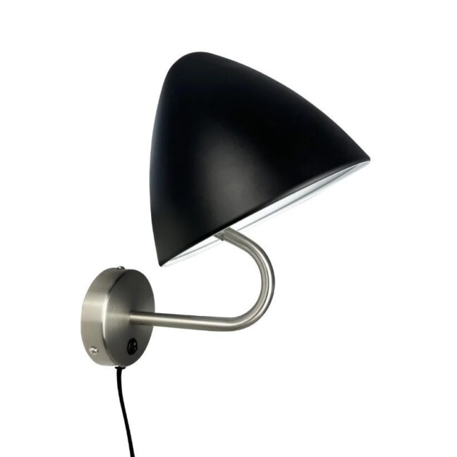 elegancki-srebrny-kinkiet-oulu-z-czarnym-kloszem-wyposazony-w-kabel-i-wlacznik