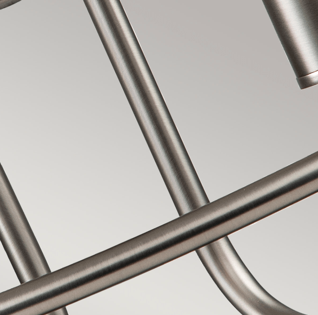 Elegancki świecznik Capitol Hill w niklowanym wykończeniu do salonu