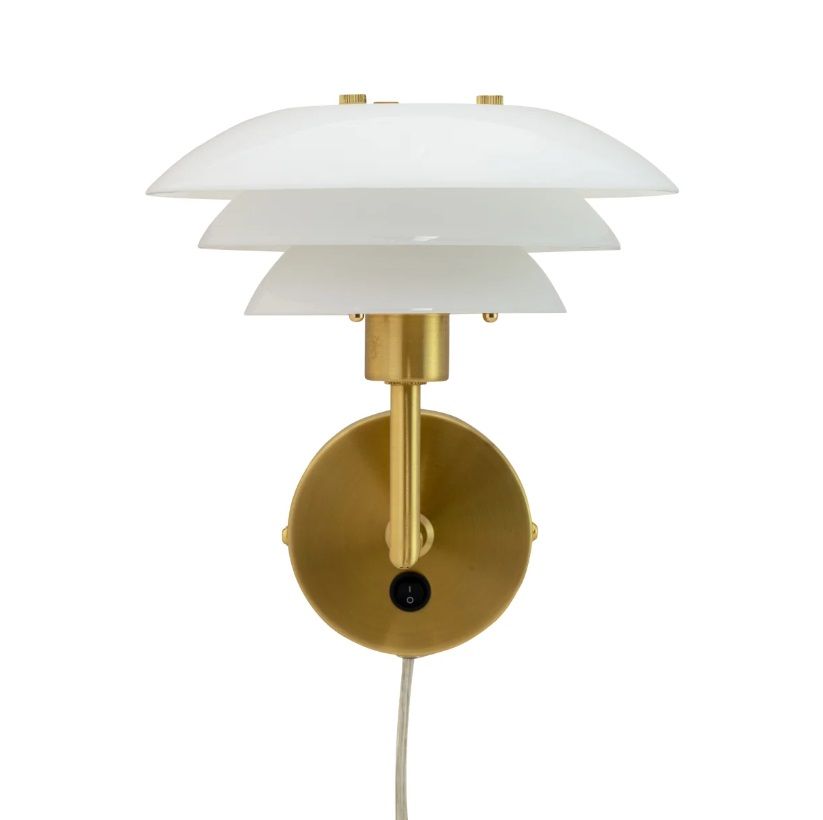 Kinkiet DL20 w złotym odcieniu – stylowy mosiądz i białe szkło