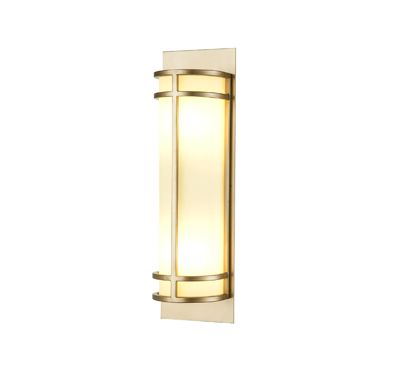 Klasyczny pionowy kinkiet Fusion ze złotym wykończeniem i szklanym kloszem