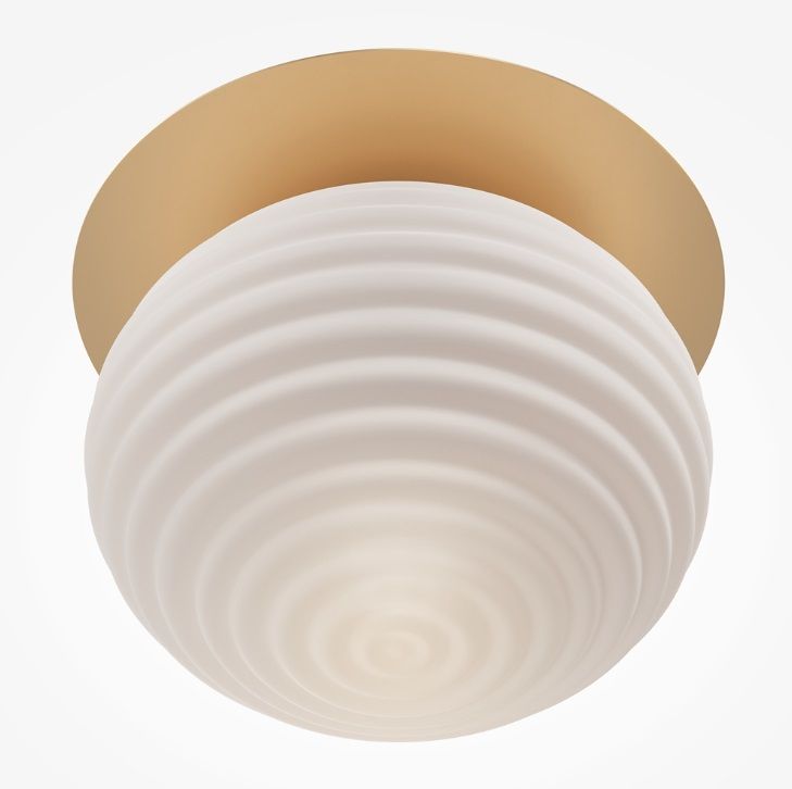Biały plafon Reels z ryflowanego szkła o średnicy 35 cm, idealny do kuchni, łazienki i sypialni