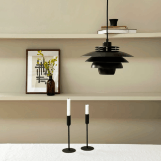 metalowa-czarna-lampa-ejka-mini-30-w-dunskim-stylu-idealna-nad-stol