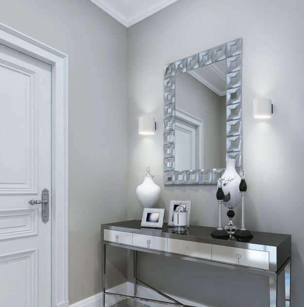 Niewielki biały kinkiet Rond oświetlający w górę i w dół