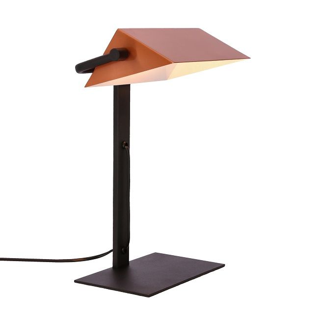 Nowoczesna lampka bankierska z kloszem w miedzianym wykończeniu