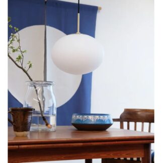 stylowa-lampa-wiszaca-princess-w-zlotej-oprawie