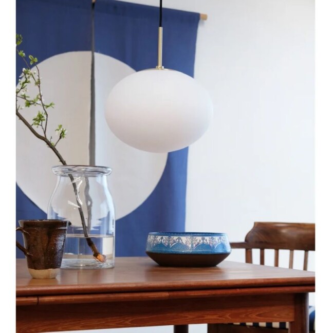 stylowa-lampa-wiszaca-princess-w-zlotej-oprawie