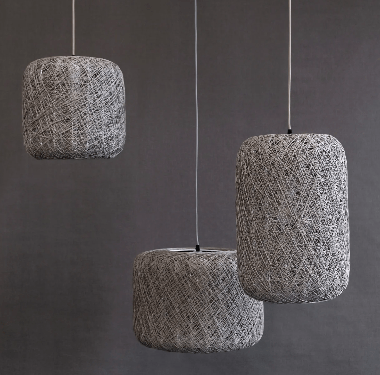 Szara lampa Spin z papierowego sznurka inspirowana stylem wabi-sabi