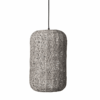 wiszaca-lampa-boho-w-szarym-kolorze-wykonana-z-papierowej-nitki-spin