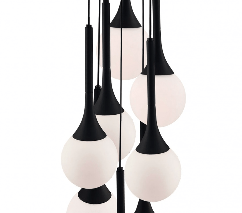 Wisząca lampa Jun 8 z czarno-białymi kloszami do antresoli