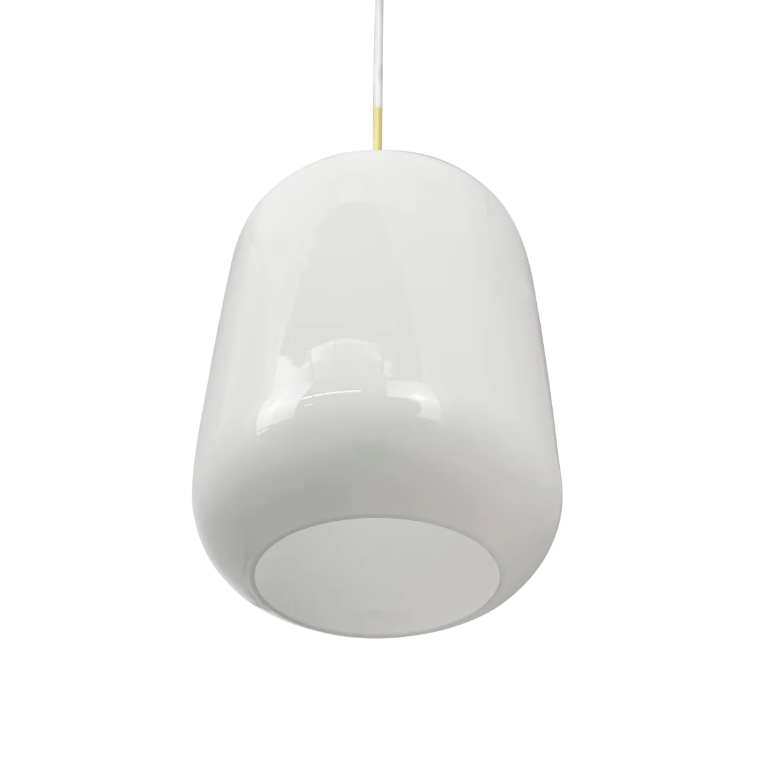 Wisząca lampa Silvia ze szkła z eleganckimi mosiężnymi akcentami