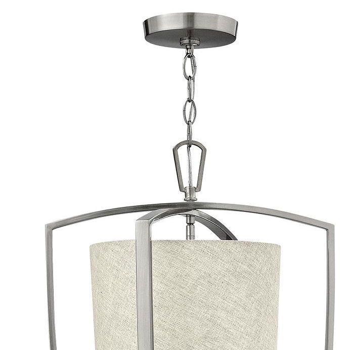 Wiszący sufitowy żyrandol Blakely w srebrnym kolorze z materiałowym abażurem