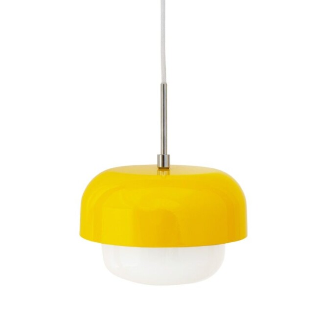 zolta-wiszaca-lampa-haipot-w-stylu-retro-nad-kuchenny-blat