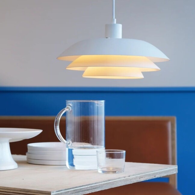 biala-lampa-dl45-w-dunskim-stylu-dybereg-larsen