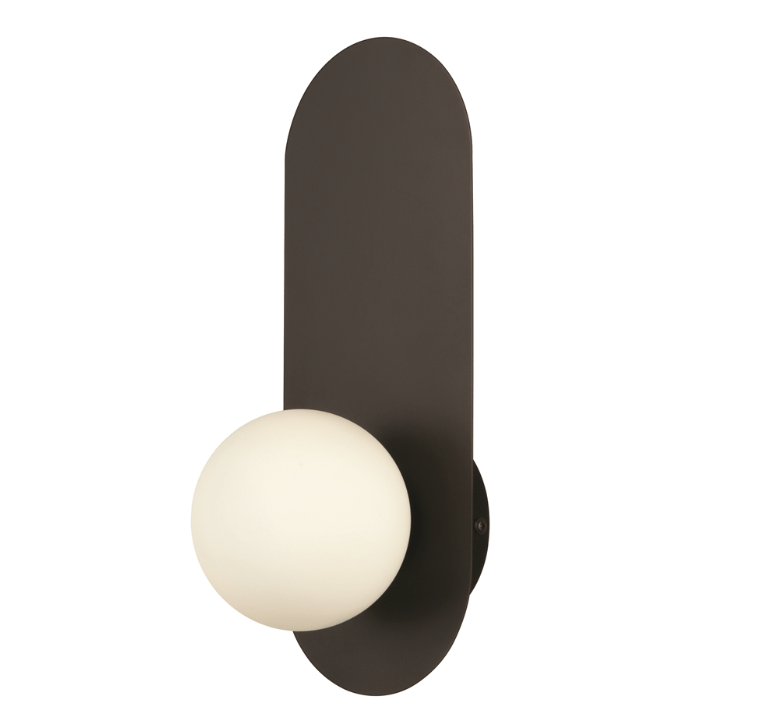 Czarny kinkiet Bao z mleczną kulą na metalowej podstawie