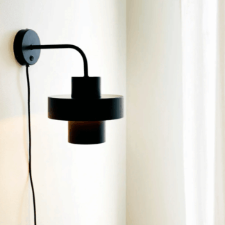 elegancki-czarny-kinkiet-stoke-z-wbudowanym-wylacznikiem