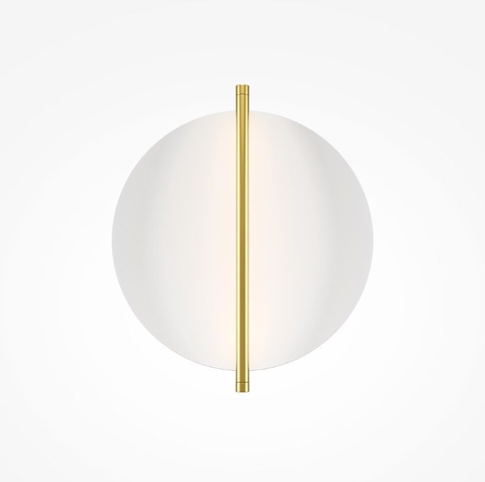 Złoty kinkiet LED Mira o płaskiej konstrukcji, emitujący odbite światło do salonu