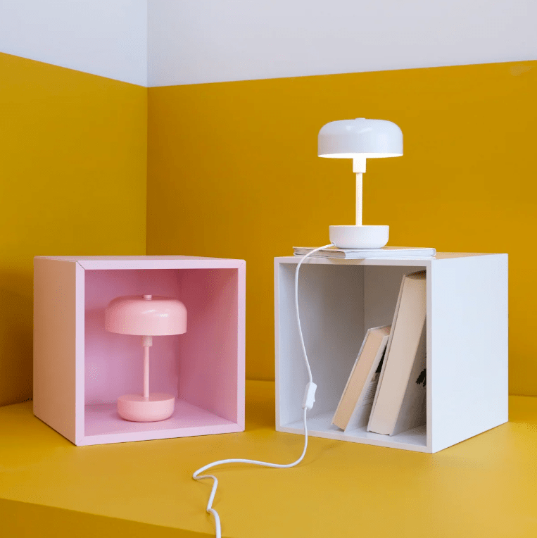 Różowa lampka nocna Haipot LED na baterie, wodoodporna (IP44), z ładowaniem przez USB