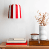 skandynawska-lampa-wiszaca-gry-fager-w-odcieniach-bordo-i-bieli