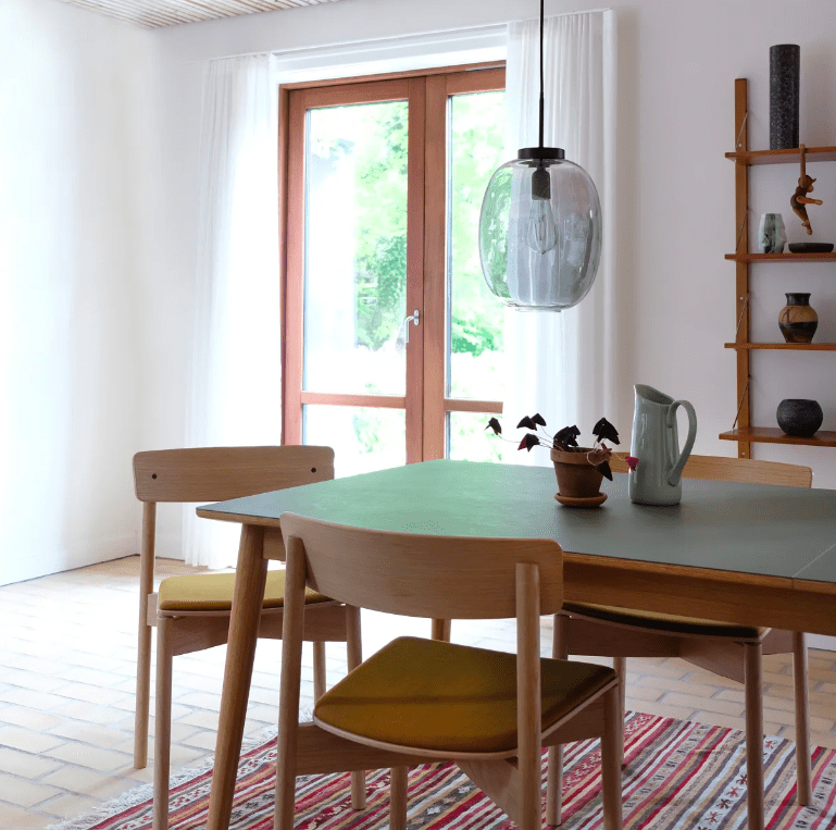 Wisząca lampa Café DL39 ze szklanym, dymionym kloszem