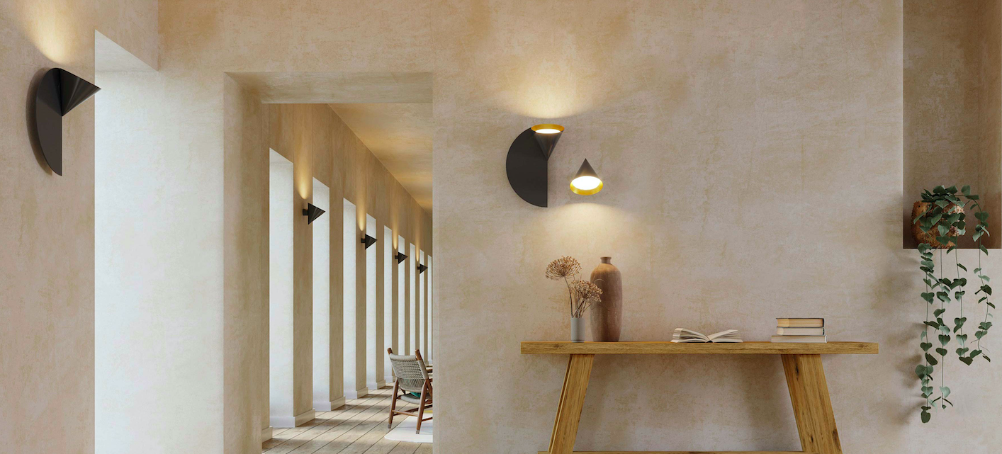 Czarny kinkiet w kształcie stożka Rubi Robin