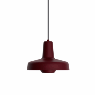 Czerwona wisząca lampa Arigato II od Grupa, idealna nad stół