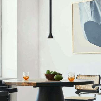 Wisząca lampa sufitowa Raluca LED 100 cm w kształcie tuby ze stożkowym zakończeniem