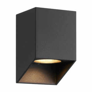 Czarny kinkiet Nico w kompaktowym rozmiarze, o klasie szczelności IP54